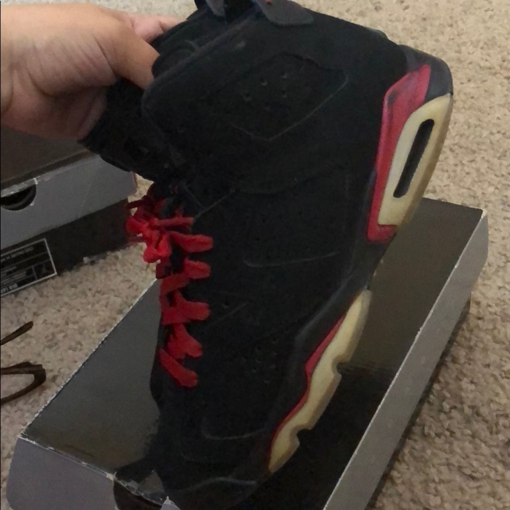 Retro black and varsity red 6s
